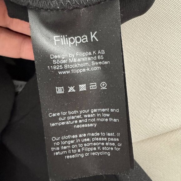 Filippa K "Pocket Shift Dress" in Black Jersey, size Small - Picture 6 of 10